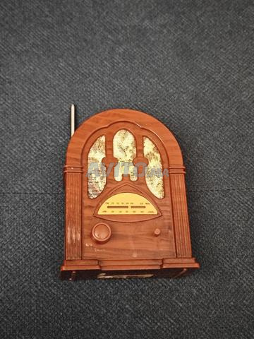 راديو سوجو بتصميم كاتدرائي عتيق AM/FM كلاسيكي - 2