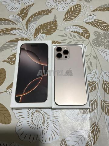 iPhone 16 Pro Max 512GB État Neuf (Batterie 93)