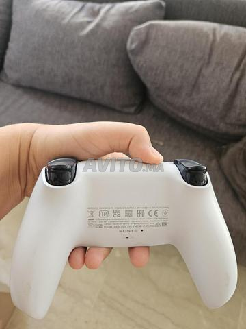 manette ps5 propre pour bon prix negociable - 2