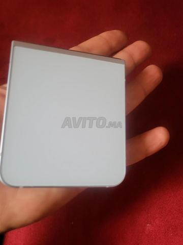 Samsung z flip. 6. 512G - 2
