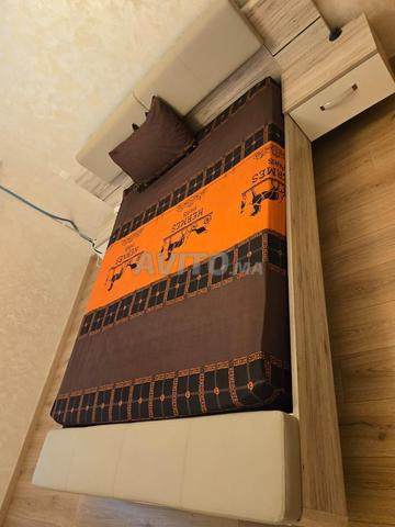 Chambre à coucher complète - 2