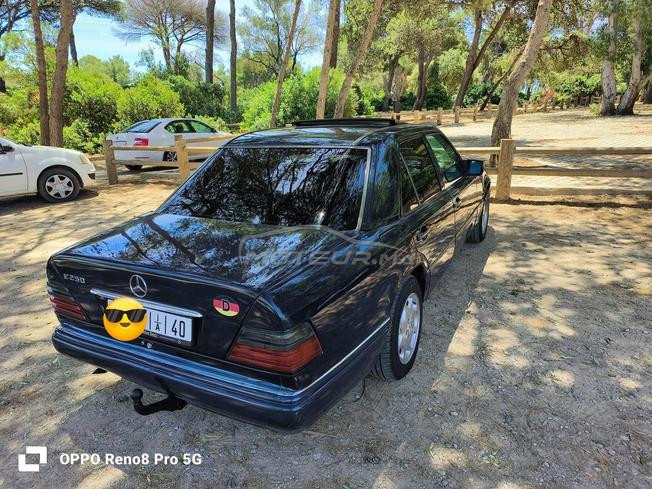 Mercedes 250E neuf 