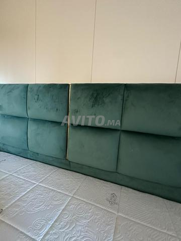 Lit avec matelas Simmons 200x200 - 2