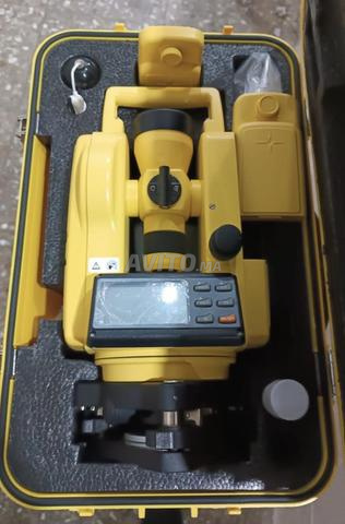 Théodolite de chantier Geomax Zipp02