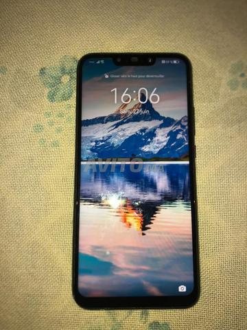 Téléphones avec 4 RAM 64 stockage, celui qui le veut négocie le prix avec moi