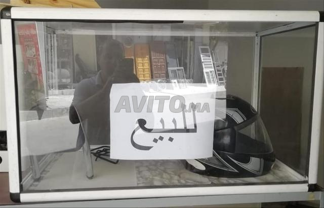 Vitrine / Comptoir / Petite vitrine en aluminium - 2