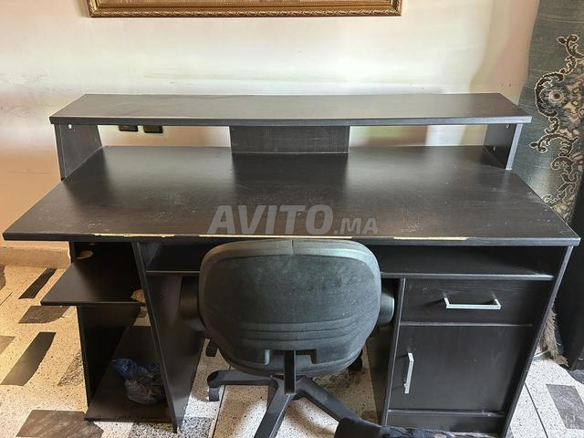 Bureau avec chaise - 2