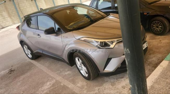Toyota CHR hybride en excellent état à vendre de 