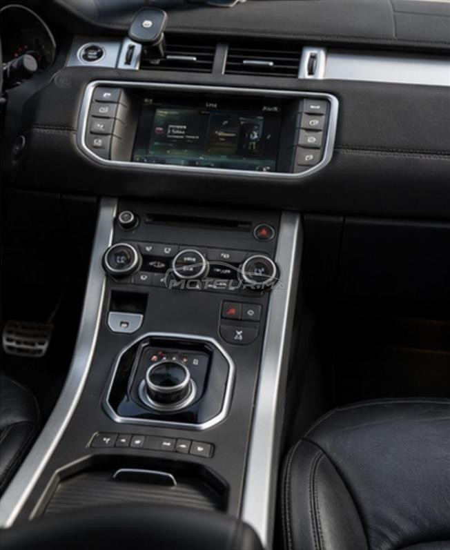 Range Rover Evoque 2017. طبيبة بغات تبدل السيارة