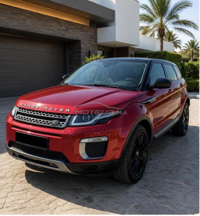 Range Rover Evoque 2017. طبيبة بغات تبدل السيارة