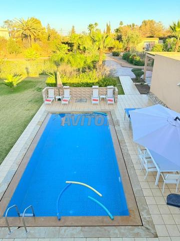 Villa à louer à Marrakech 5 chambres 10 km