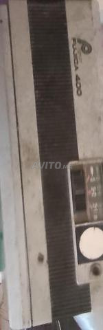 آلة تصوير قديمة معطلة