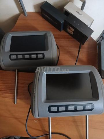 مساند رأس مشغل فيديو LCD HD 7 بوصة