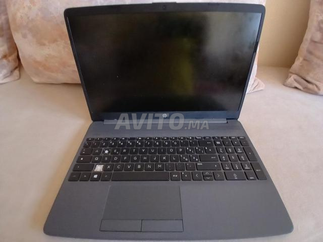 Ordinateur portable 6 Go RAM 256 stockage 256 SSD