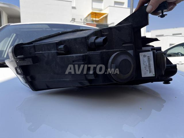 Phare Gauche Volkswagen Caddy Réf 2K8941005 - 2