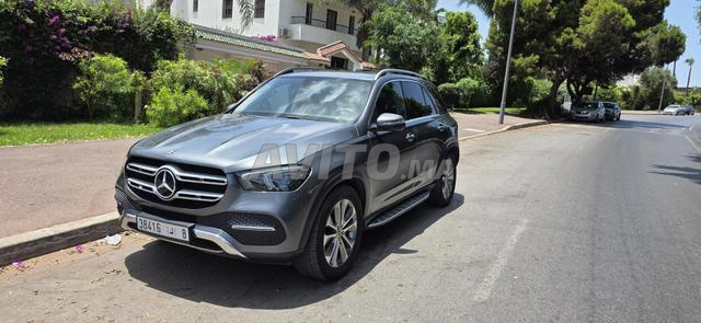 مرسيدس GLE 300 بحالة ممتازة 8 خ ح