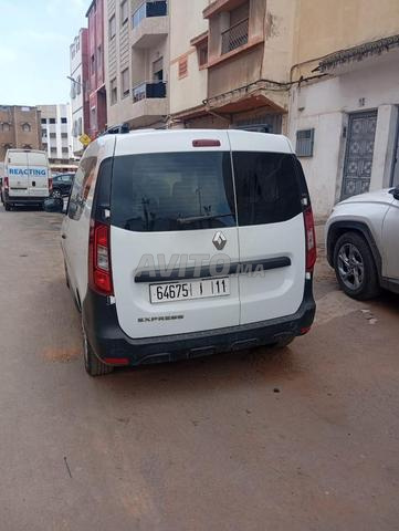 سيارة للبيع - 2