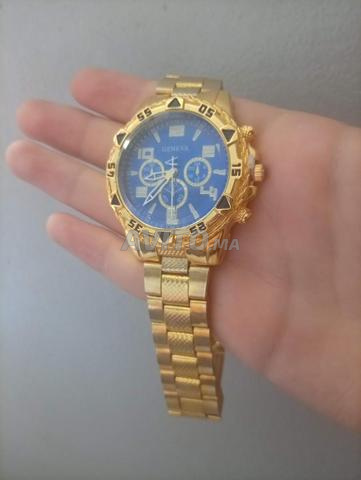 Nouvelle montre dorée, jamais utilisée, légère pour les jeunes - 2