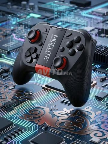 Manette de jeu vidéo - 2
