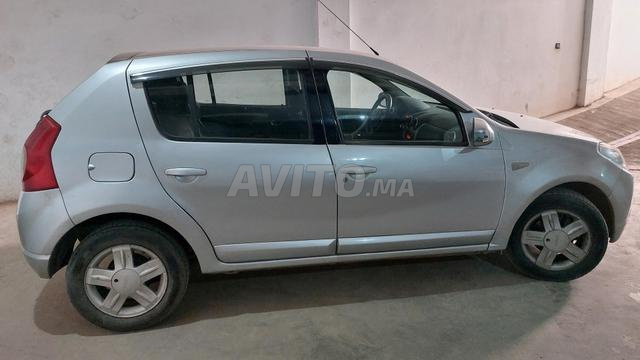 Dacia Sandero - 2