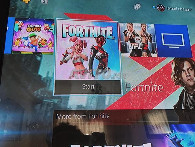 Playstation 4 slim - 2