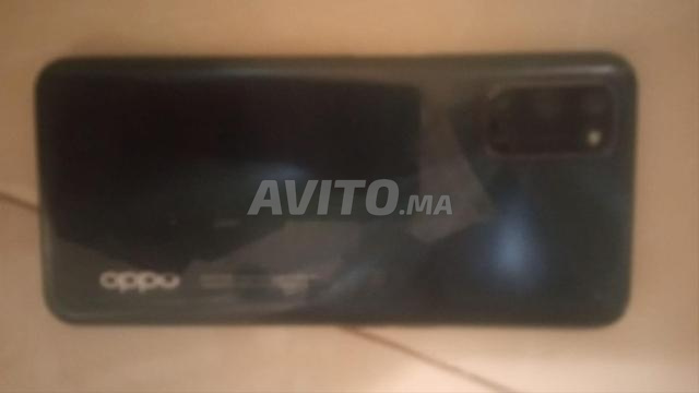 Oppo A72 propre avec incassable et téléphone fonctionne bien - 2