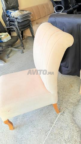 lot de 70 chaises solides presque neuves - 2