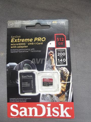 Insta360 Ace Pro et carte mémoire 512Go - 2
