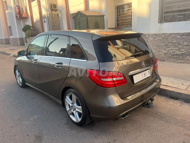 مرسيدس كلاس B200 ديزل أوتوماتيك 2013 - 2