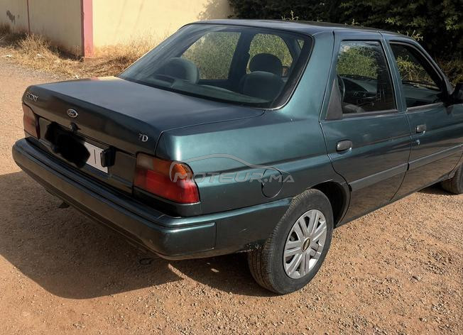 Ford Escort Diesel Manuelle 1999 à Laattaouia