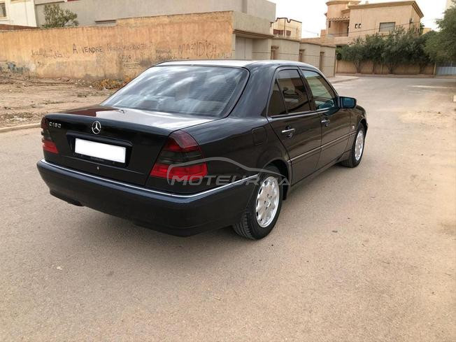 mercedes essence c 180  modéle 1999