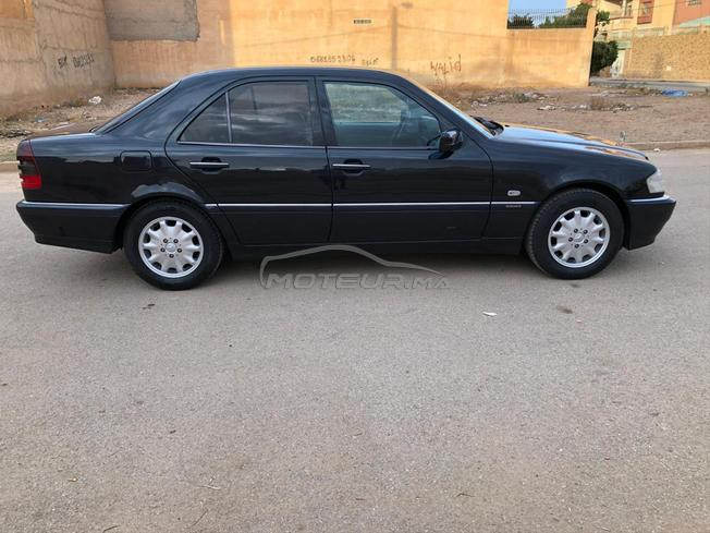 mercedes essence c 180  modéle 1999