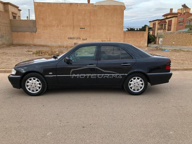 mercedes essence c 180  modéle 1999