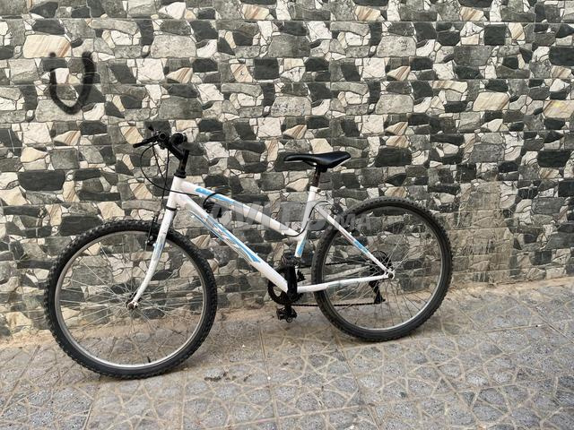 Vélo en très bel état et magnifique