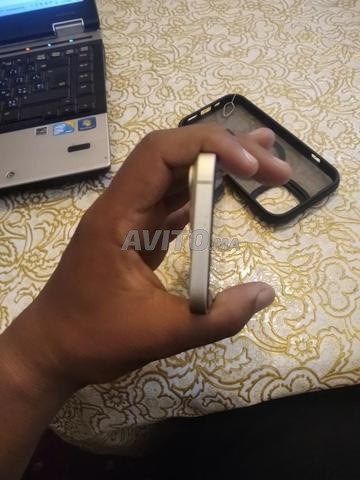 iPhone 15 Pro Max, tout est bien sauf la caméra avant - 2