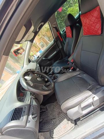 Volkswagen Golf 5 بحالة جيدة جداً - 2