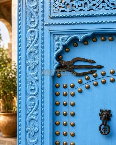 Porte Marocaine Traditionnelle en Bois Sculpté à la Main