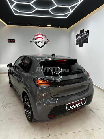 Peugeot 208 allure