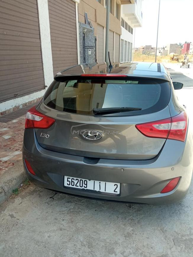 hyundai i30  modèle 2014 . clim . 6CV . 