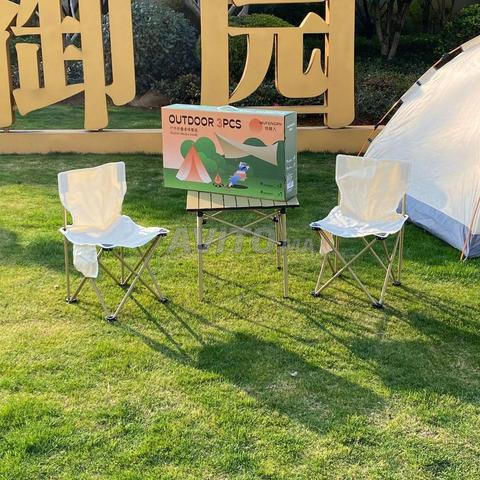 Ensemble de camping 3 pièces : deux chaises pliantes avec table mobile