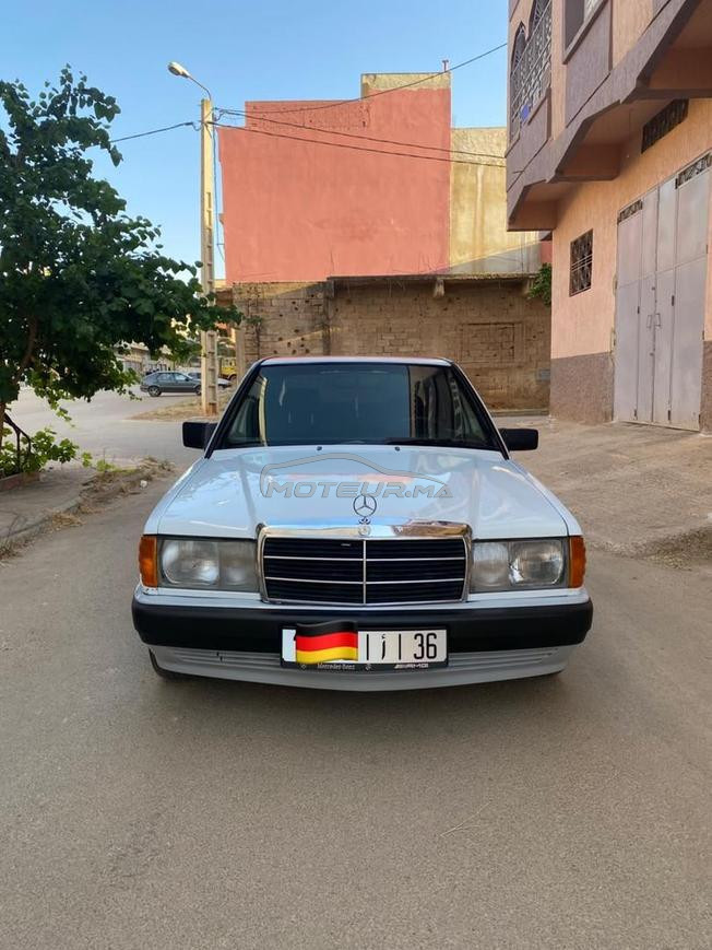 Mercedes 190 2,5 89 dwana 2010 sbagha dar