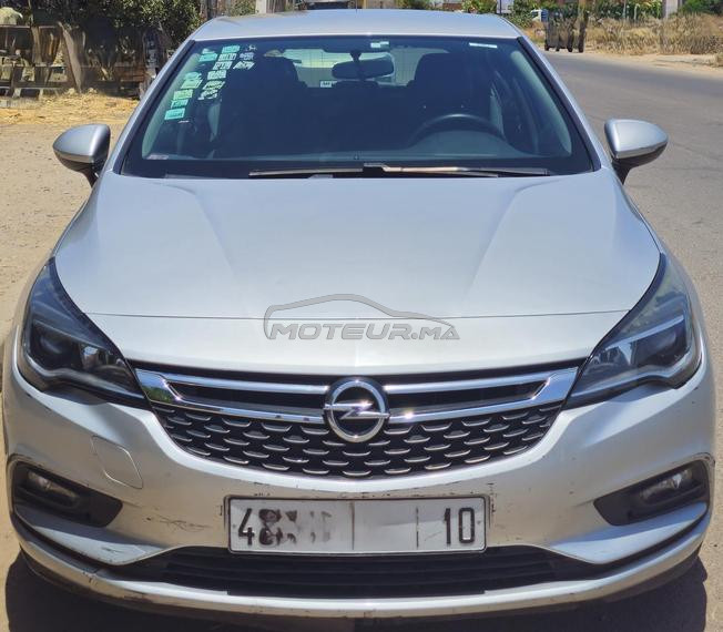 Opel Astra Diesel Manuelle 2017 à Casablanca