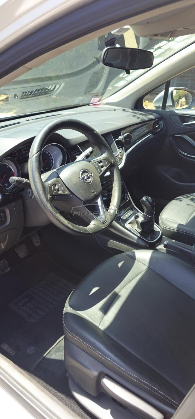 Opel Astra Diesel Manuelle 2017 à Casablanca