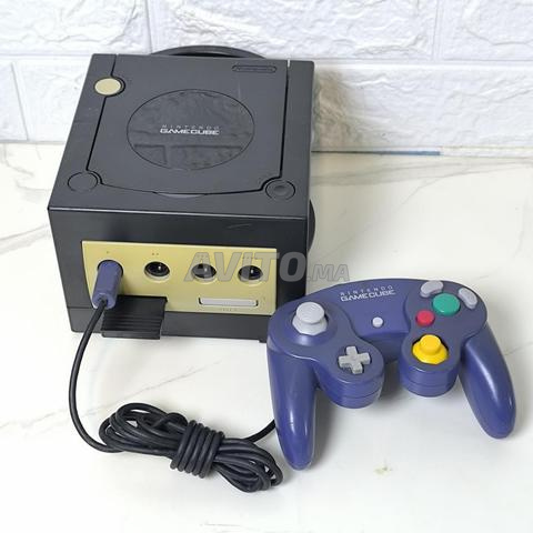 Nintendo GameCube avec jeu Mario Sunshine - 2