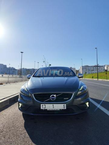 Volvo V40 Diesel Automatique 2014 à Tanger - 2