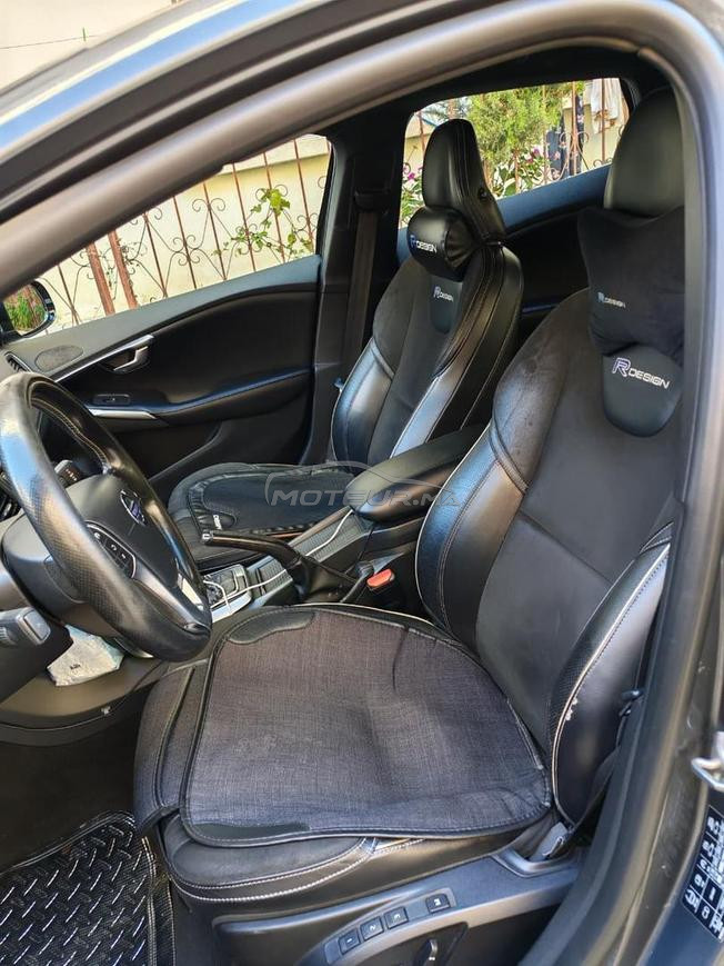 Volvo V40 D3 R Design Automatique 2014 à Tanger