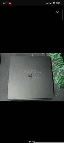 PS4 slim 500gb avec 2 manettes - 2
