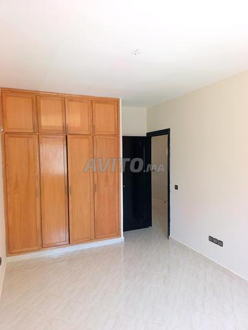 Appartement à vendre avec garage commercial - 2