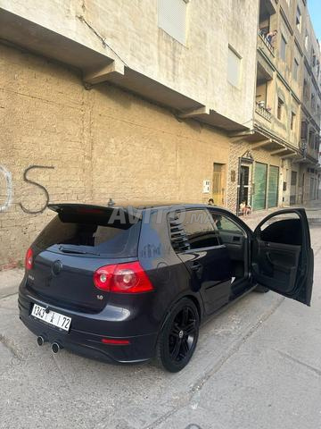 فولكس فاجن جولف 5 بنزين 2005 في تطوان - 2