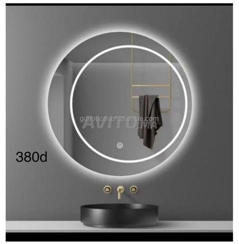Miroir LED tactile pour salle de bain - 2